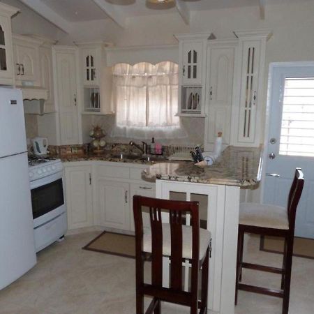 Hopeville Apartments كرايست تشيرش المظهر الخارجي الصورة