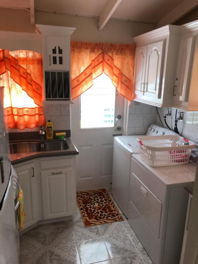 Hopeville Apartments كرايست تشيرش المظهر الخارجي الصورة