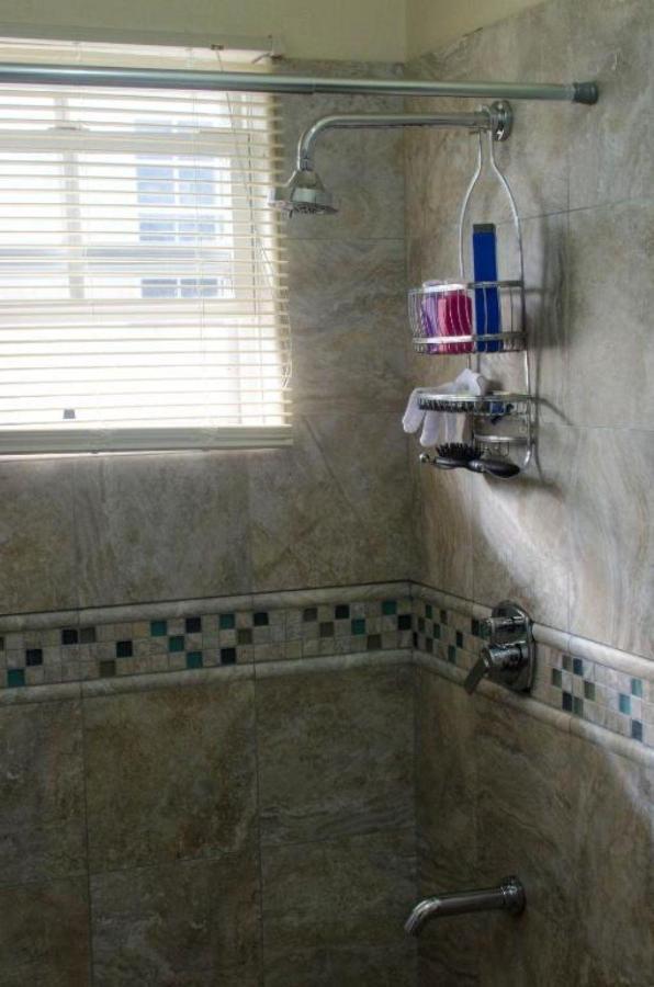 Hopeville Apartments كرايست تشيرش المظهر الخارجي الصورة